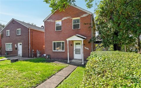 Photo of 6552 Deary St, Pittsburgh, PA 15206 (MLS # 1724465)