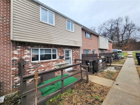 Photo of 436 Brierly Ln, West Mifflin, PA 15122 (MLS # 1742917)