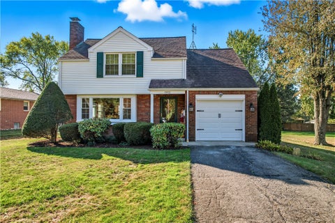 Photo for 1932 King Drive