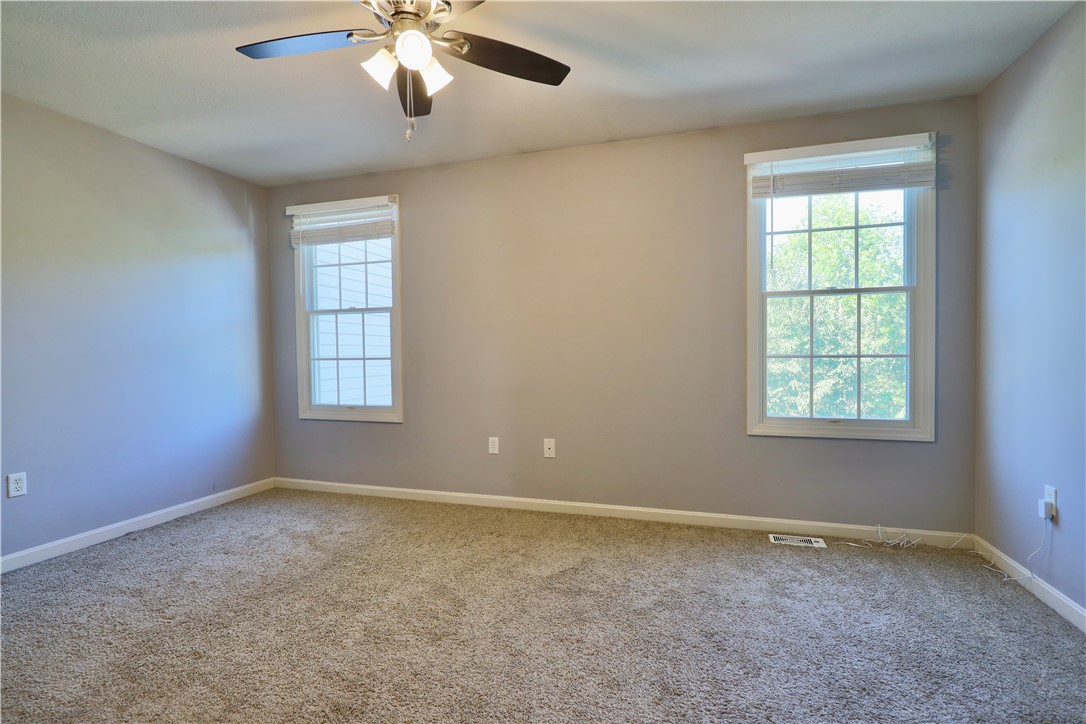 Coraopolis, Pennsylvania 15108, United States, 3 Bedrooms Bedrooms, ,3 BathroomsBathrooms,Residential,Active,201628