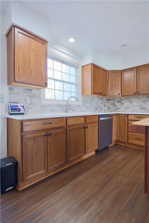 Coraopolis, Pennsylvania 15108, United States, 3 Bedrooms Bedrooms, ,3 BathroomsBathrooms,Residential,Active,201628