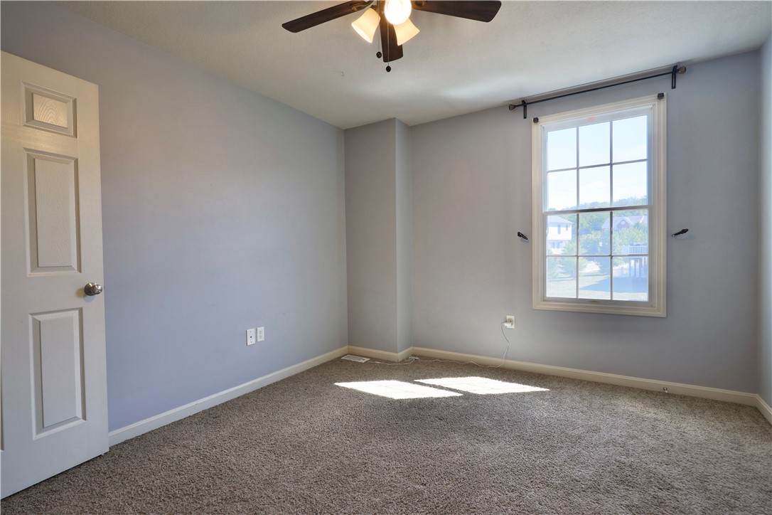 Coraopolis, Pennsylvania 15108, United States, 3 Bedrooms Bedrooms, ,3 BathroomsBathrooms,Residential,Active,201628