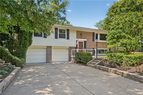 105 Rivercrest Dr Moon/Crescent Twp PA 15108