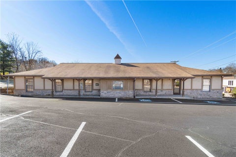 Photo for 13049 Frankstown Rd