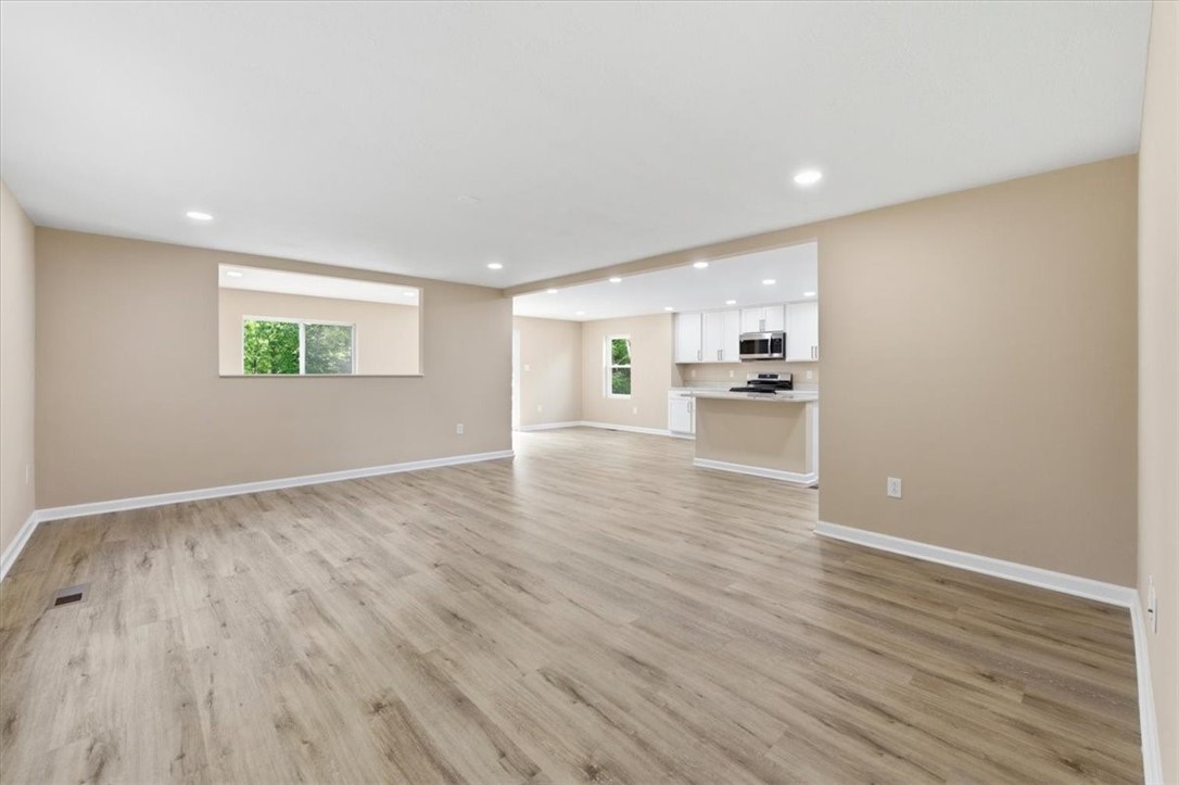 162 Foxwood Rd