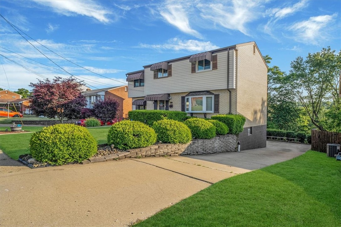 Photo 1 of 43 — 3804 Cynthia Dr, Baldwin Boro, PA 15227