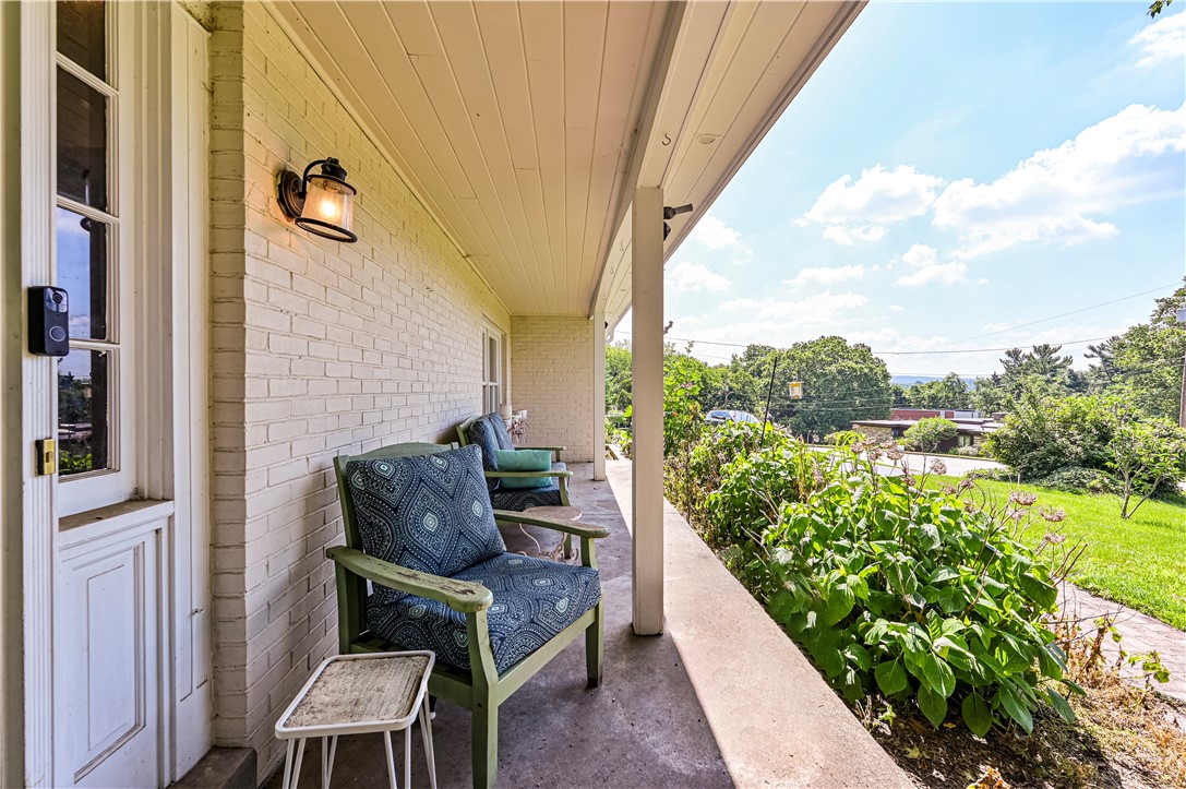 City Of Greensburg, Pennsylvania 15601, United States, 4 Bedrooms Bedrooms, ,3 BathroomsBathrooms,Residential,Active,161029