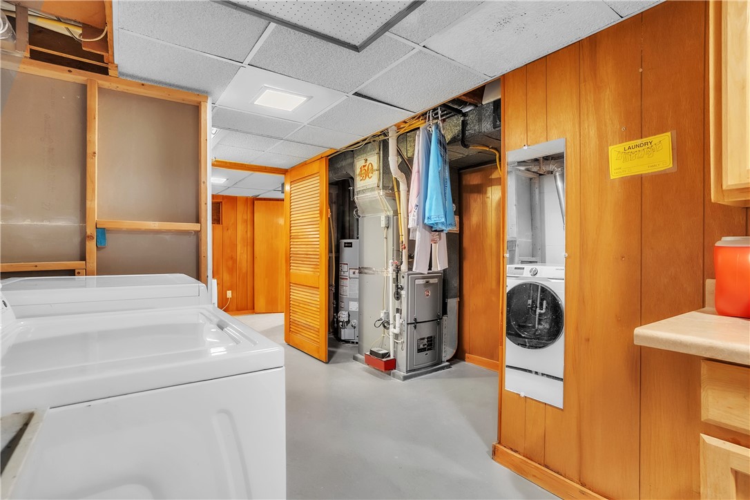 Banksville/Westwood, Pennsylvania 15216, United States, 3 Bedrooms Bedrooms, ,2 BathroomsBathrooms,Residential,Contingent,223938