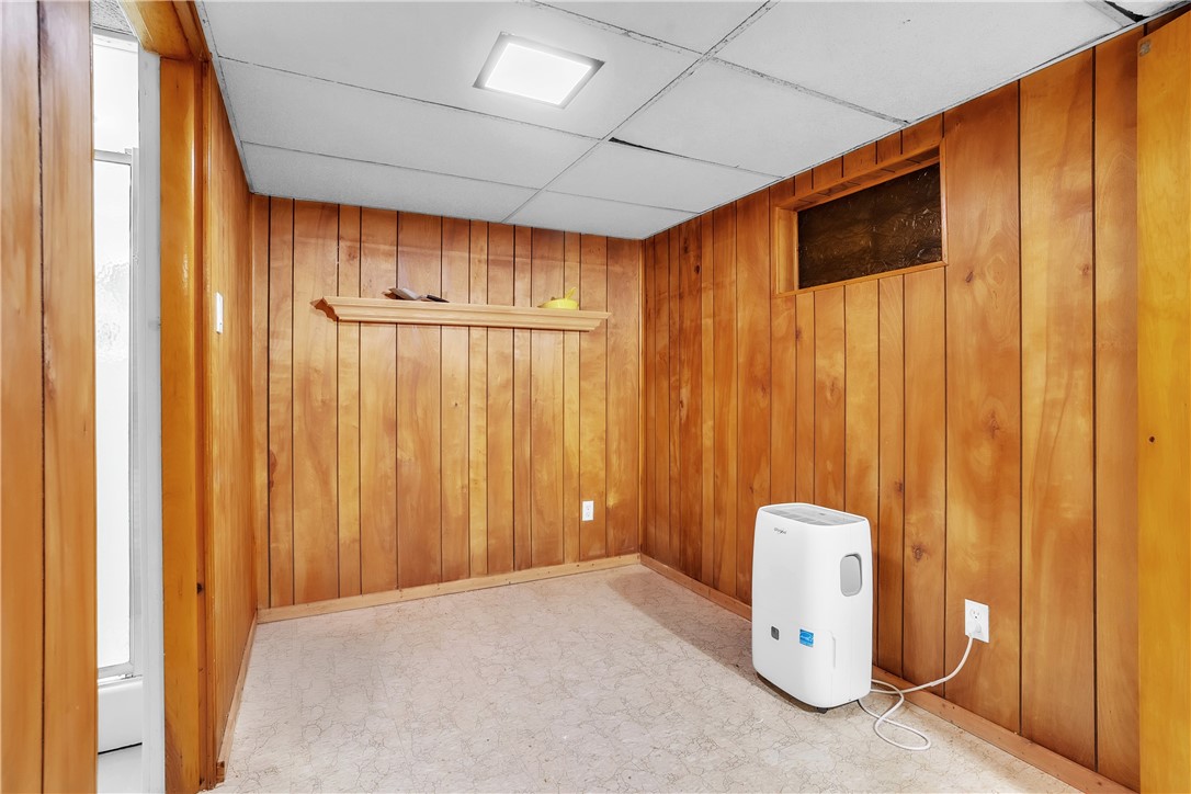 Banksville/Westwood, Pennsylvania 15216, United States, 3 Bedrooms Bedrooms, ,2 BathroomsBathrooms,Residential,Contingent,223938