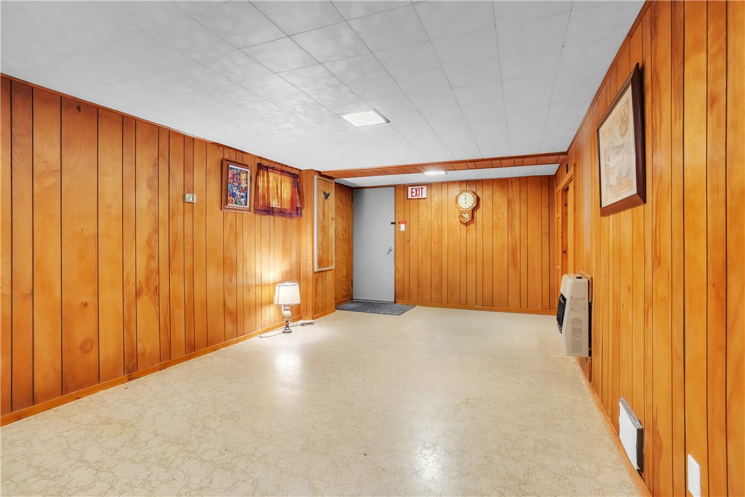 Banksville/Westwood, Pennsylvania 15216, United States, 3 Bedrooms Bedrooms, ,2 BathroomsBathrooms,Residential,Contingent,223938