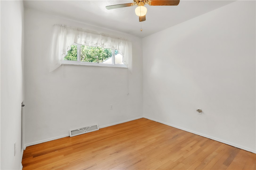 Banksville/Westwood, Pennsylvania 15216, United States, 3 Bedrooms Bedrooms, ,2 BathroomsBathrooms,Residential,Contingent,223938