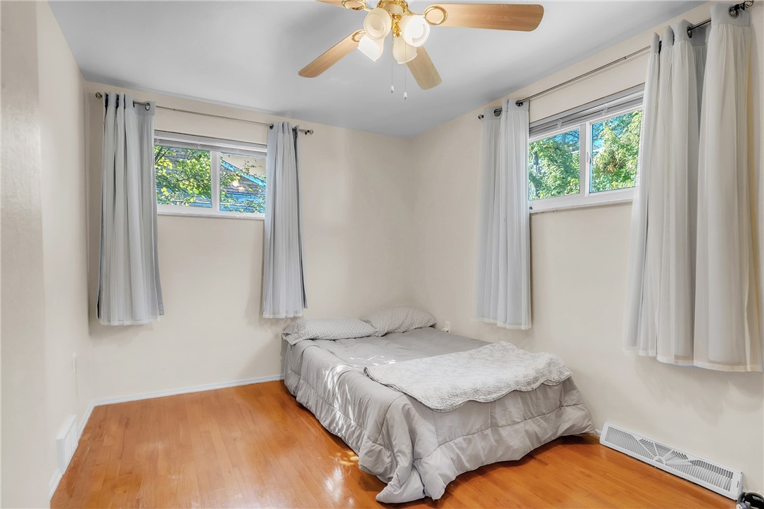 Banksville/Westwood, Pennsylvania 15216, United States, 3 Bedrooms Bedrooms, ,2 BathroomsBathrooms,Residential,Contingent,223938