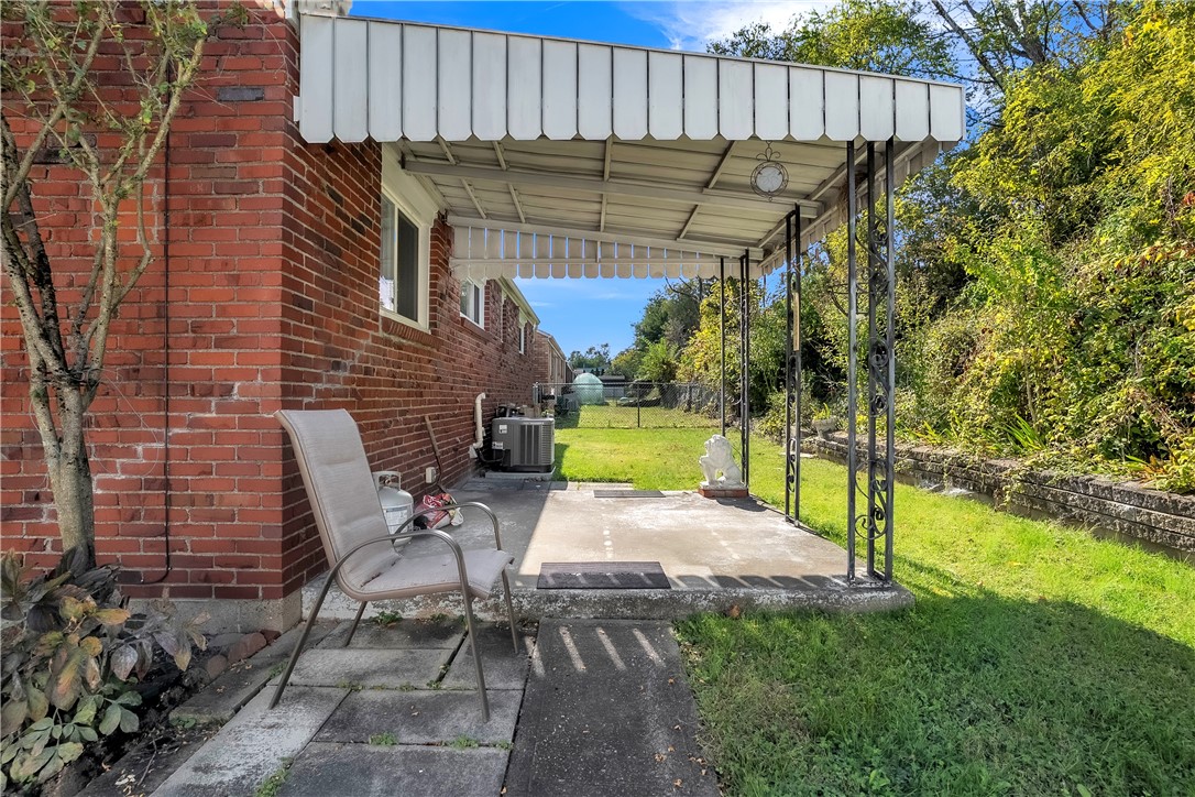 Banksville/Westwood, Pennsylvania 15216, United States, 3 Bedrooms Bedrooms, ,2 BathroomsBathrooms,Residential,Contingent,223938