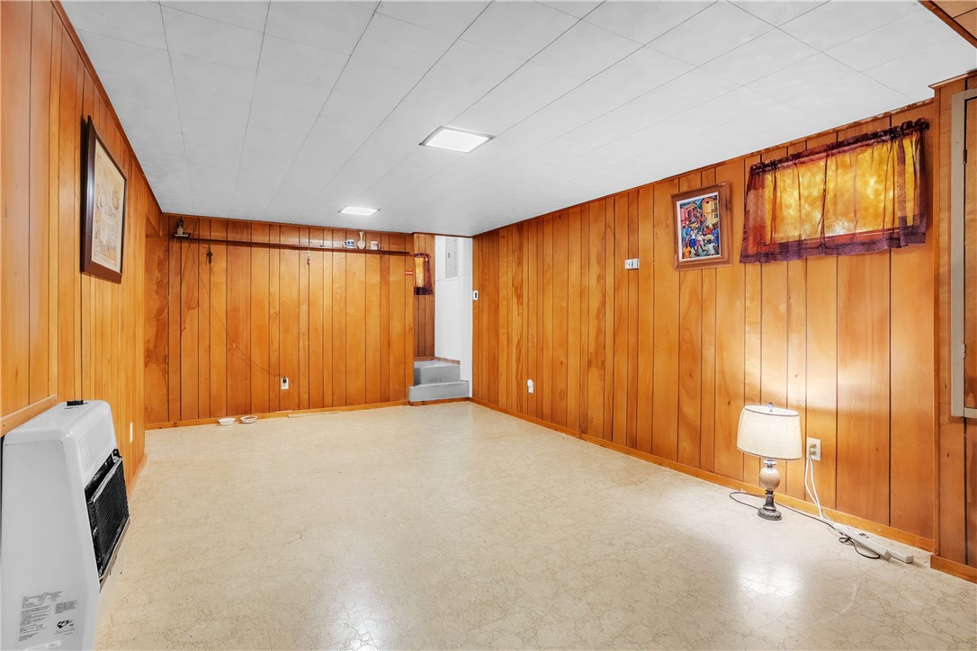 Banksville/Westwood, Pennsylvania 15216, United States, 3 Bedrooms Bedrooms, ,2 BathroomsBathrooms,Residential,Contingent,223938