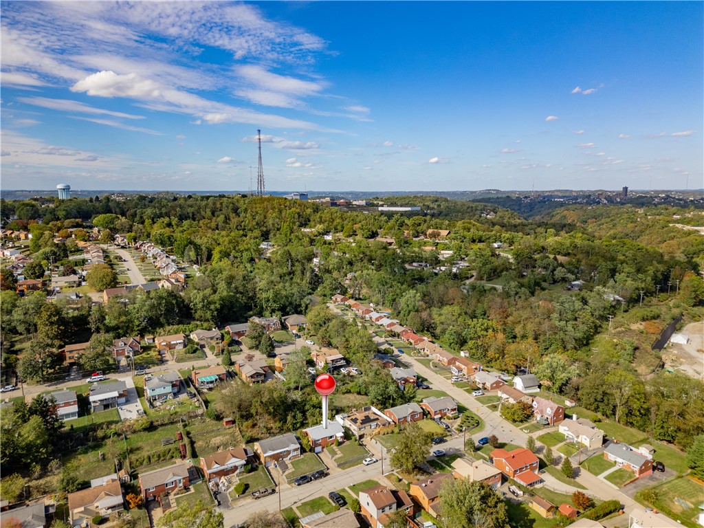 Banksville/Westwood, Pennsylvania 15216, United States, 3 Bedrooms Bedrooms, ,2 BathroomsBathrooms,Residential,Contingent,223938