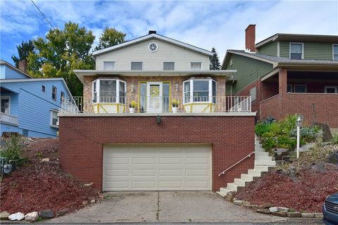 Photo of 2130 Pittview Ave, Pittsburgh, PA 15212 (MLS # 1725997)