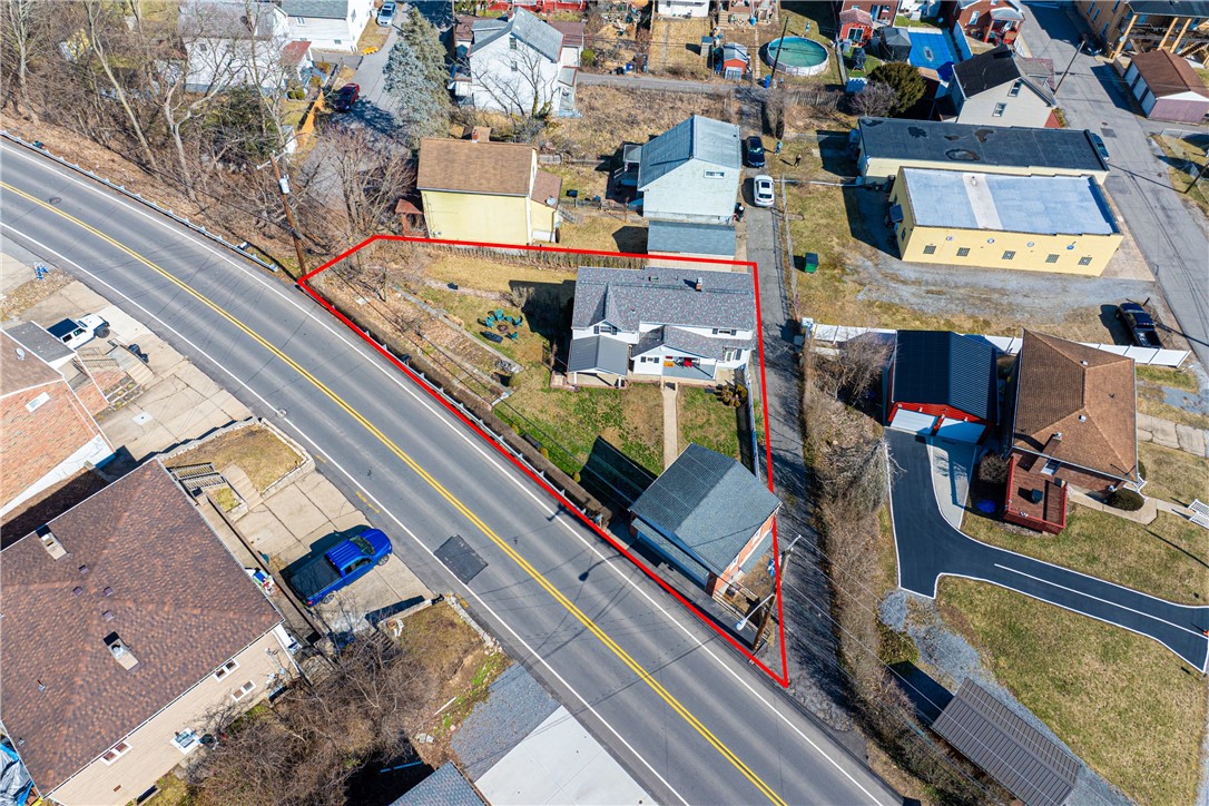 McKees Rocks, Pennsylvania 15136, United States, 3 Bedrooms Bedrooms, ,2 BathroomsBathrooms,Residential,Contingent,83847