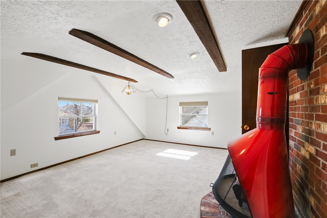 McKees Rocks, Pennsylvania 15136, United States, 3 Bedrooms Bedrooms, ,2 BathroomsBathrooms,Residential,Contingent,83847