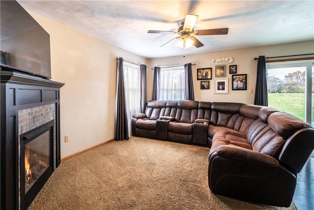 Winfield Twp, Pennsylvania 16023, United States, 4 Bedrooms Bedrooms, ,3 BathroomsBathrooms,Residential,Active,241989