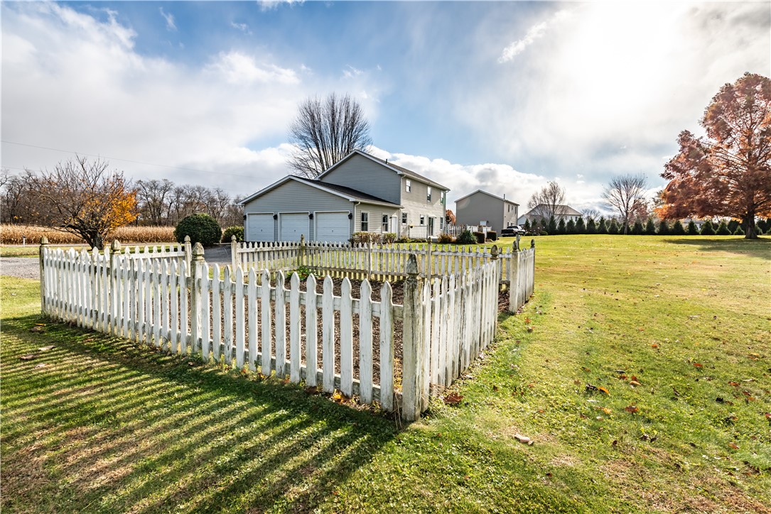 Winfield Twp, Pennsylvania 16023, United States, 4 Bedrooms Bedrooms, ,3 BathroomsBathrooms,Residential,Active,241989