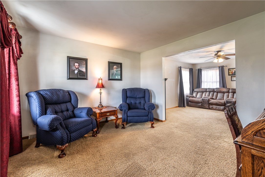 Winfield Twp, Pennsylvania 16023, United States, 4 Bedrooms Bedrooms, ,3 BathroomsBathrooms,Residential,Active,241989