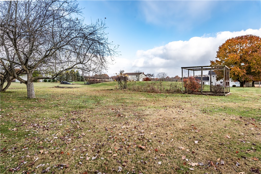 Winfield Twp, Pennsylvania 16023, United States, 4 Bedrooms Bedrooms, ,3 BathroomsBathrooms,Residential,Active,241989