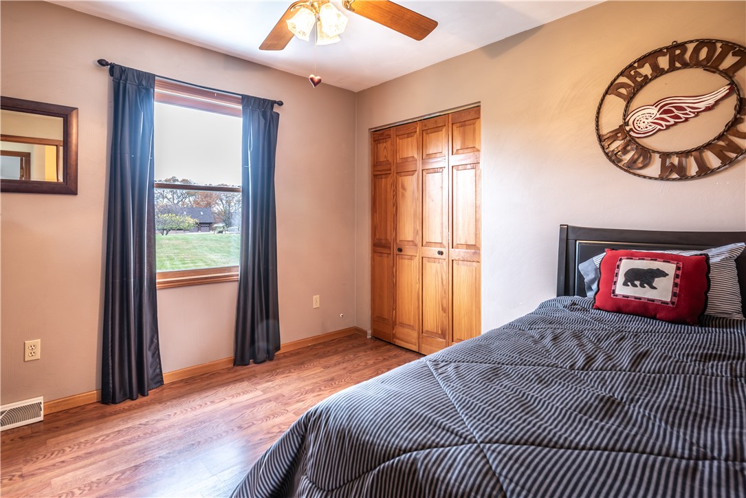 Winfield Twp, Pennsylvania 16023, United States, 4 Bedrooms Bedrooms, ,3 BathroomsBathrooms,Residential,Active,241989