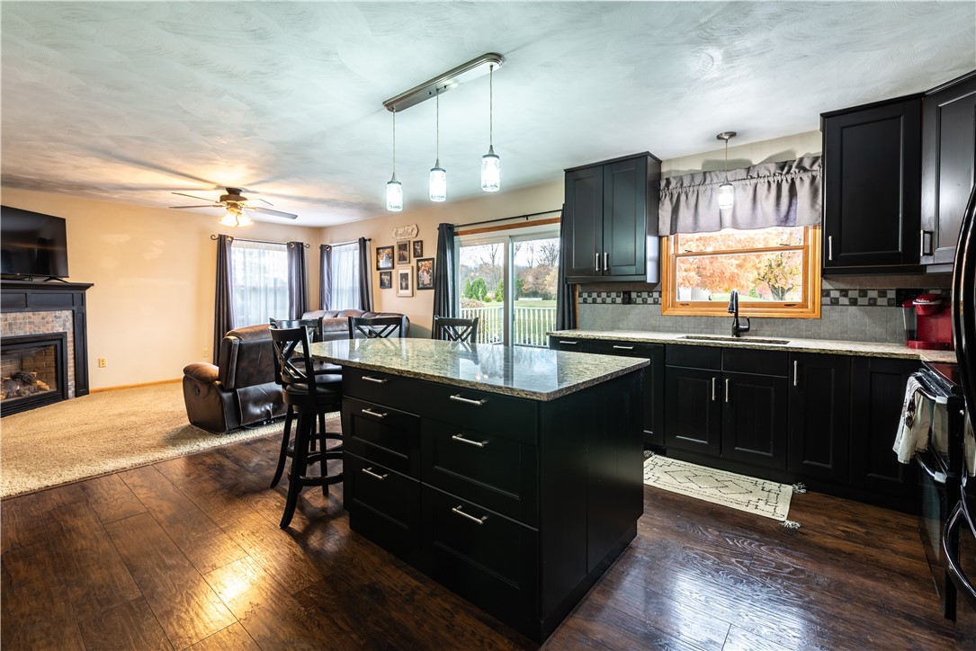 Winfield Twp, Pennsylvania 16023, United States, 4 Bedrooms Bedrooms, ,3 BathroomsBathrooms,Residential,Active,241989