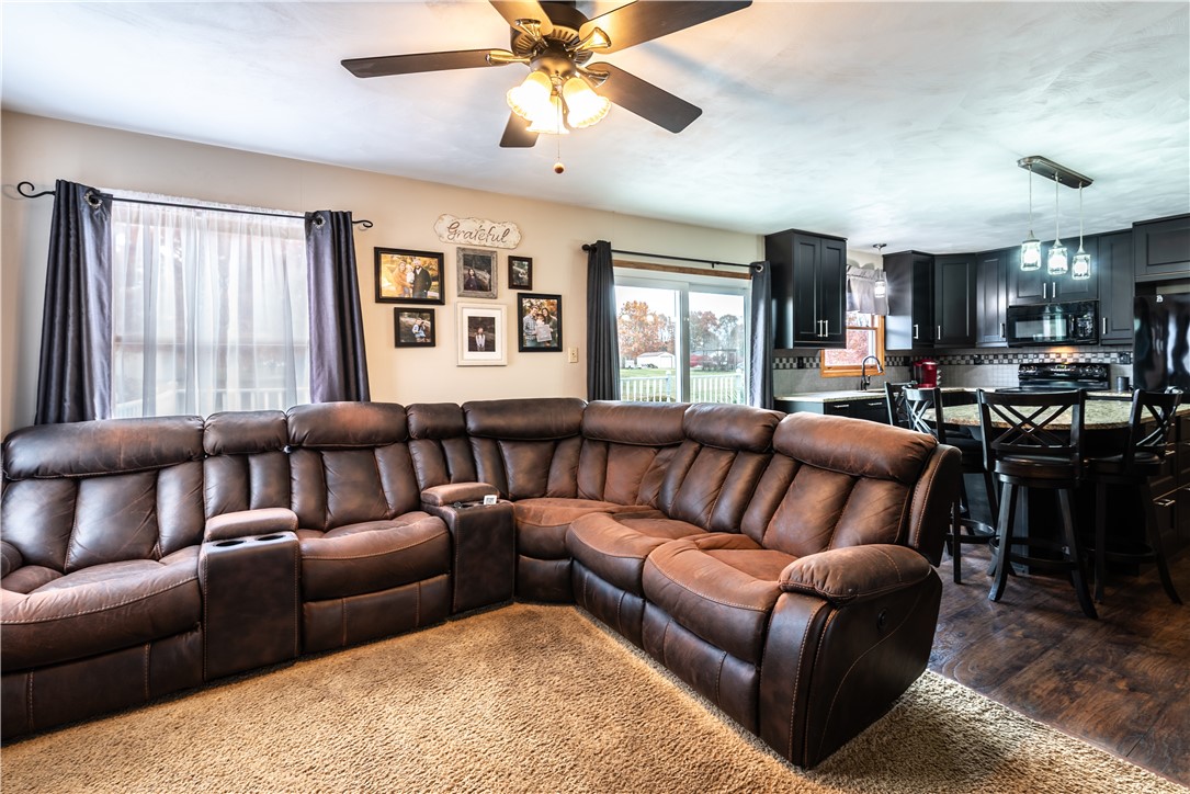 Winfield Twp, Pennsylvania 16023, United States, 4 Bedrooms Bedrooms, ,3 BathroomsBathrooms,Residential,Active,241989