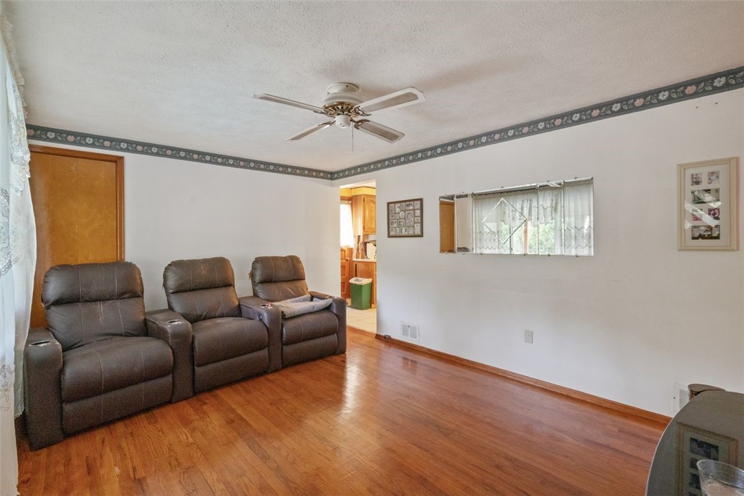 100 Longvue Dr