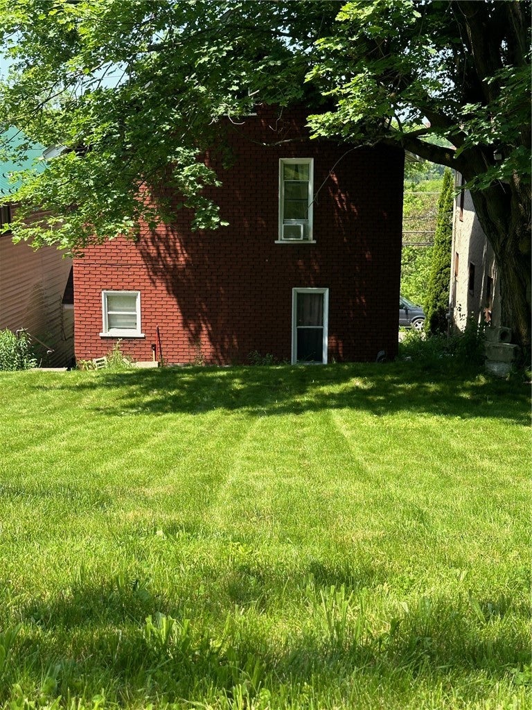 310 Zeigler Ave