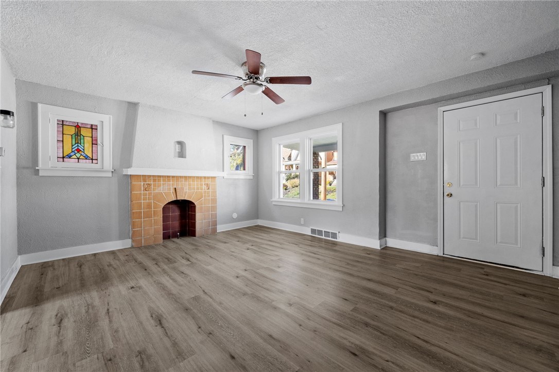 47 Bellanca Ave Ave, Brentwood, Pennsylvania image 6