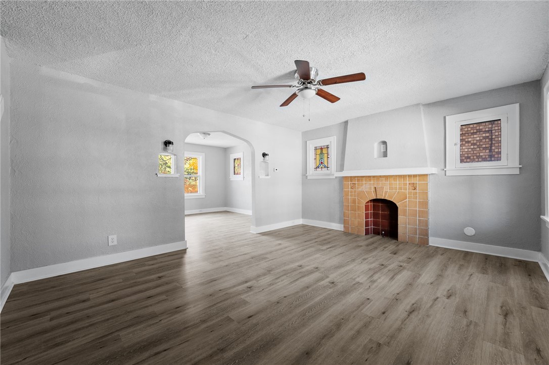 47 Bellanca Ave Ave, Brentwood, Pennsylvania image 4