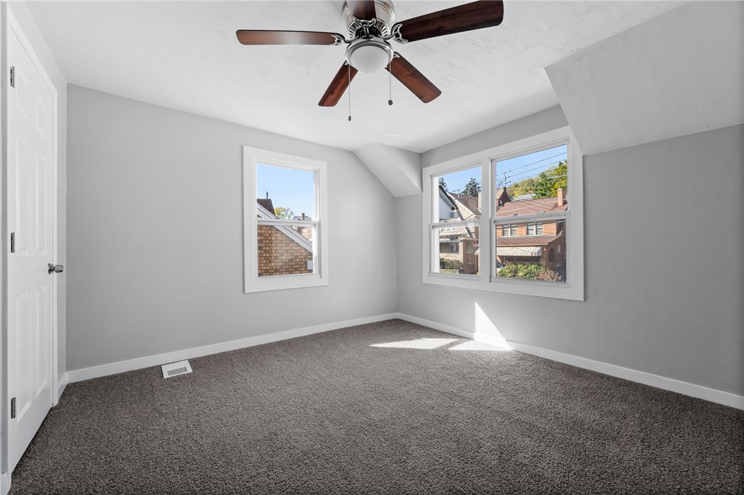 47 Bellanca Ave Ave, Brentwood, Pennsylvania image 33