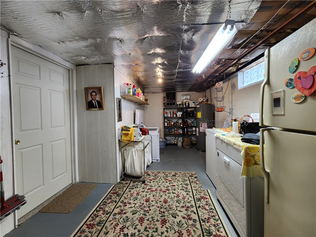 Coolspring Twp, Pennsylvania 16137, United States, 3 Bedrooms Bedrooms, ,3 BathroomsBathrooms,Residential,Active,143226