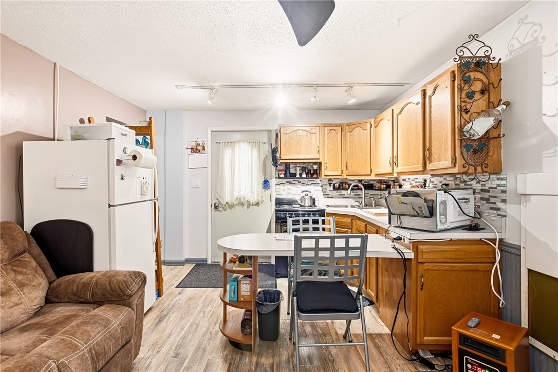 Somerset Twp, Pennsylvania 15501, United States, 4 Bedrooms Bedrooms, ,3 BathroomsBathrooms,Residential,Pending,236307