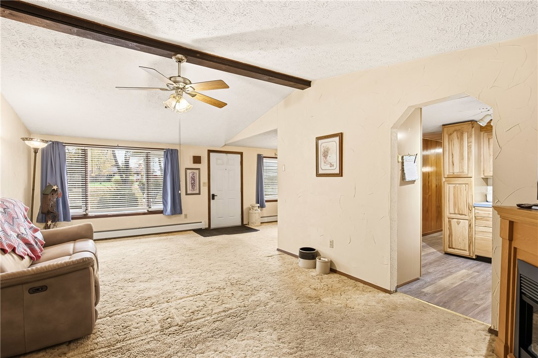 Somerset Twp, Pennsylvania 15501, United States, 4 Bedrooms Bedrooms, ,3 BathroomsBathrooms,Residential,Pending,236307