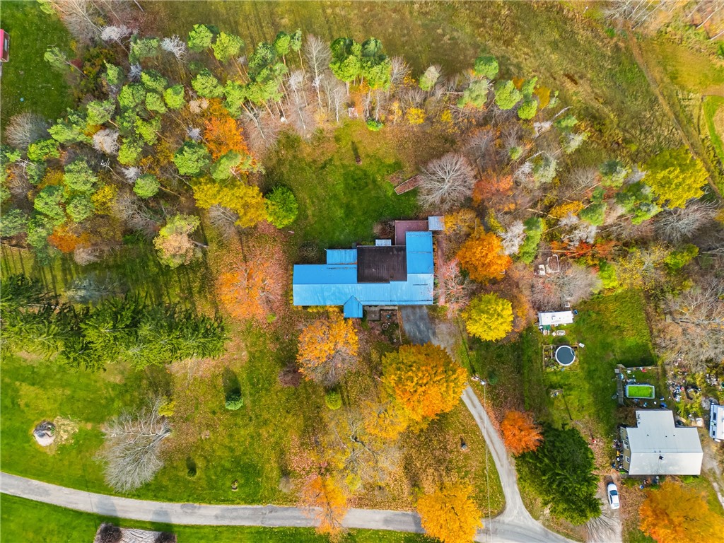 Somerset Twp, Pennsylvania 15501, United States, 4 Bedrooms Bedrooms, ,3 BathroomsBathrooms,Residential,Pending,236307