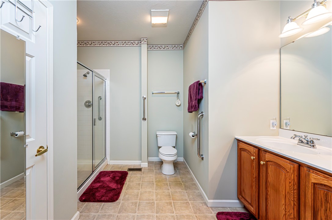 Unity Twp, Pennsylvania 15601, United States, 3 Bedrooms Bedrooms, ,4 BathroomsBathrooms,Residential,Pending,181003