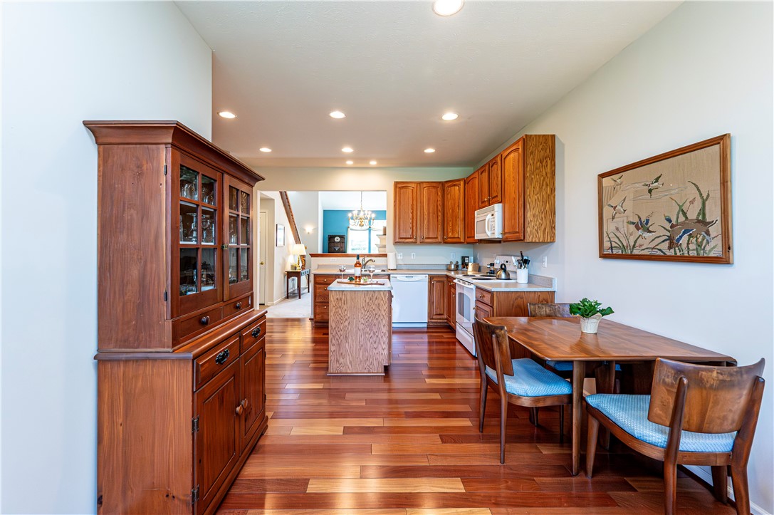 Unity Twp, Pennsylvania 15601, United States, 3 Bedrooms Bedrooms, ,4 BathroomsBathrooms,Residential,Pending,181003