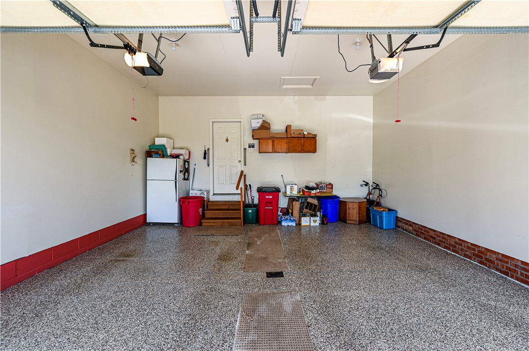 Unity Twp, Pennsylvania 15601, United States, 3 Bedrooms Bedrooms, ,4 BathroomsBathrooms,Residential,Pending,181003