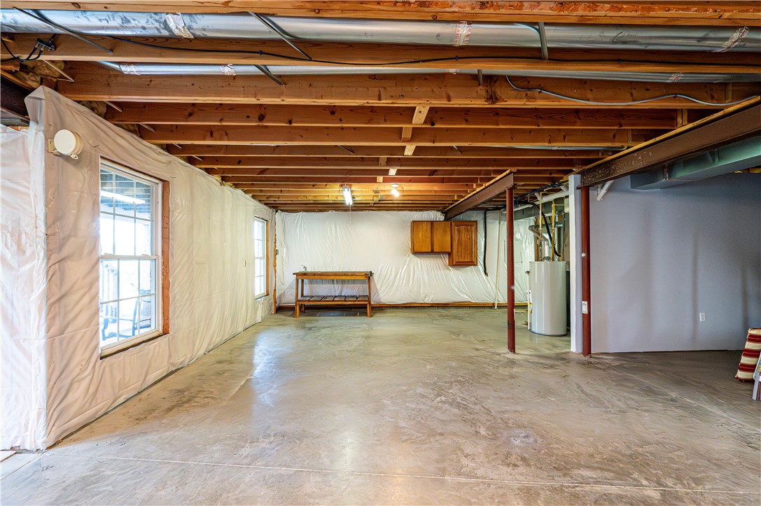 Unity Twp, Pennsylvania 15601, United States, 3 Bedrooms Bedrooms, ,4 BathroomsBathrooms,Residential,Pending,181003