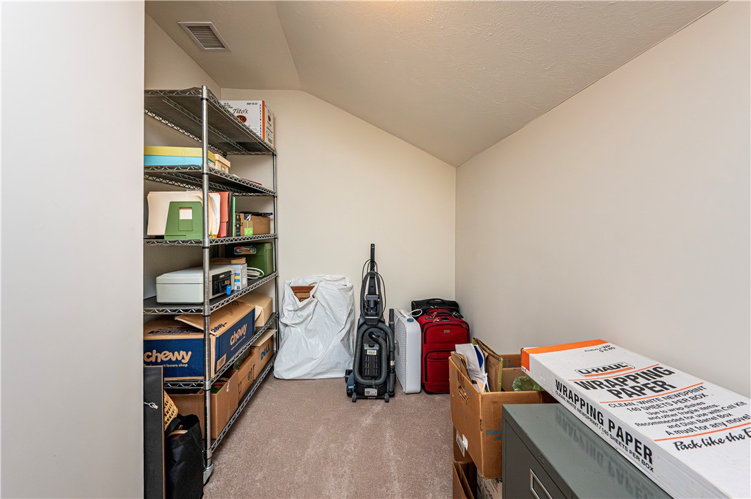 Unity Twp, Pennsylvania 15601, United States, 3 Bedrooms Bedrooms, ,4 BathroomsBathrooms,Residential,Pending,181003