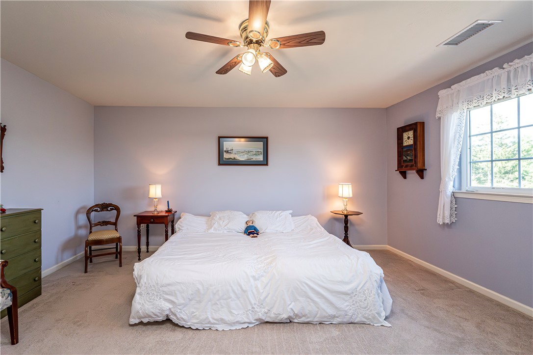 Unity Twp, Pennsylvania 15601, United States, 3 Bedrooms Bedrooms, ,4 BathroomsBathrooms,Residential,Pending,181003