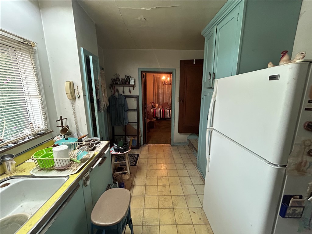 813 Locust Street Ext