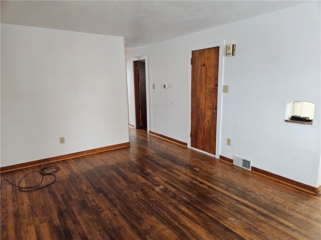 Glassport, Pennsylvania 15045, United States, 3 Bedrooms Bedrooms, ,1 BathroomBathrooms,Residential,Active,14213