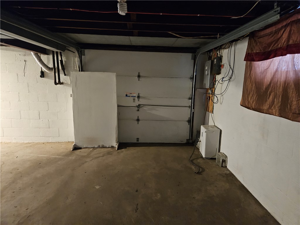 Glassport, Pennsylvania 15045, United States, 3 Bedrooms Bedrooms, ,1 BathroomBathrooms,Residential,Active,14213