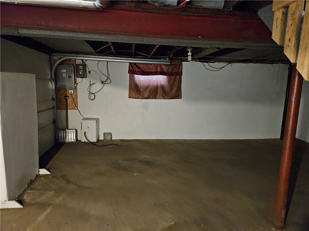 Glassport, Pennsylvania 15045, United States, 3 Bedrooms Bedrooms, ,1 BathroomBathrooms,Residential,Active,14213