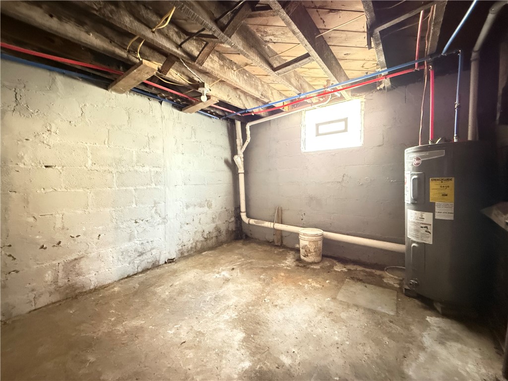 Greenville Boro - Mer, Pennsylvania 16125, United States, 3 Bedrooms Bedrooms, ,1 BathroomBathrooms,Residential,Active,88836