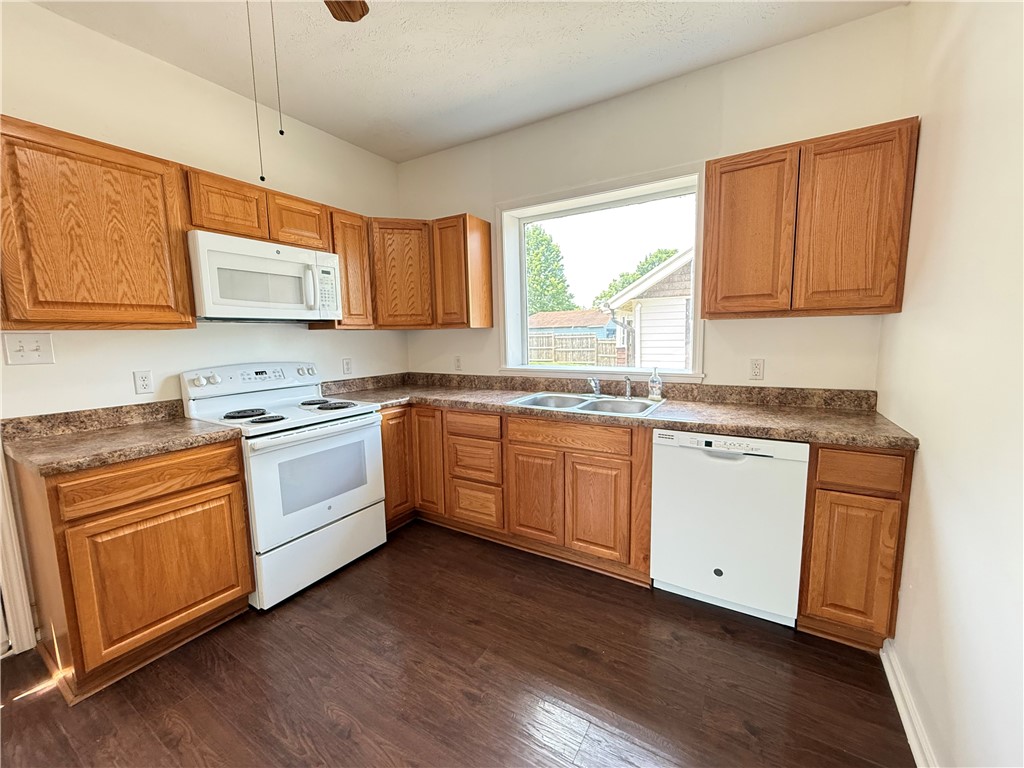 Greenville Boro - Mer, Pennsylvania 16125, United States, 3 Bedrooms Bedrooms, ,1 BathroomBathrooms,Residential,Active,88836